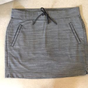 Athlete metro skirt